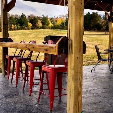 Bourbon Trail: Caboose On The Farm Vila Lawrenceburg Exterior foto
