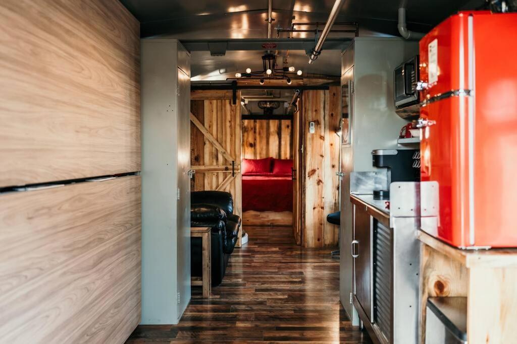 Bourbon Trail: Caboose On The Farm Vila Lawrenceburg Exterior foto