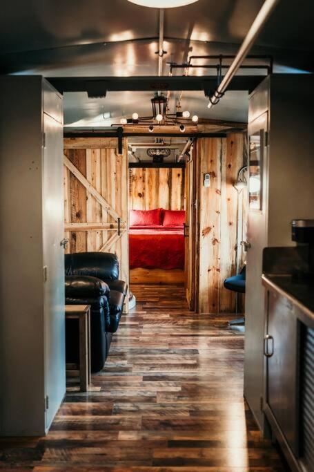 Bourbon Trail: Caboose On The Farm Vila Lawrenceburg Exterior foto